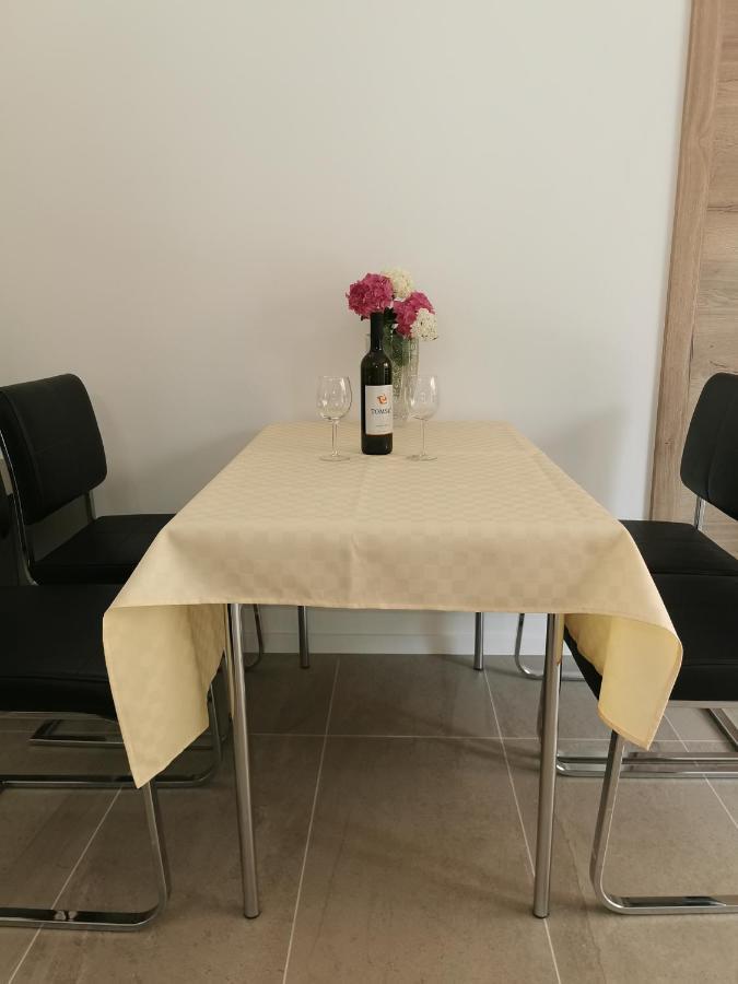 Apartments Darinka Porec Exterior photo